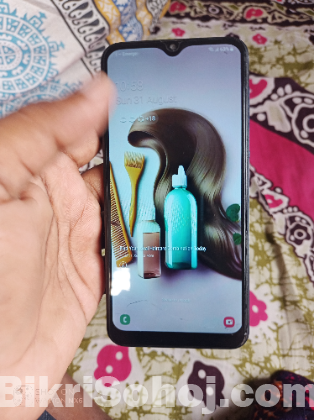Samsung A20